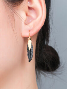 Hexingsheng Jewelry | The Timeless Appeal of Feather Jewelry in Fashion Trends Hexingsheng Jewelry | The Timeless Appeal of Feather Jewelry in Fashion Trends