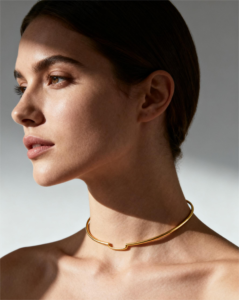 Hexingsheng Jewelry | The Timeless Beauty of the Metal Collar Necklace in Modern Fashion Hexingsheng Jewelry | The Timeless Beauty of the Metal Collar Necklace in Modern Fashion