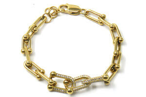 Hexingsheng Jewelry | 2026 Horse Year: Meaningful Fashion Jewelry Inspired by Strength Freedom & Elegance