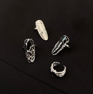 The Evolution of Nail Armor into Modern Fashion Nail Rings