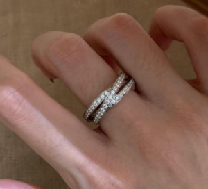 Hexingsheng Jewelry | Contact خواتم متداخلة: تصميم خالد يعاد تخيله