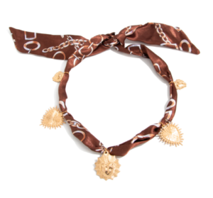 Collar de Pañuelo de Seda: El Auge del Lujo Suave en la Joyería Moderna