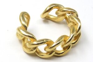 El Auge del Anillo de Cadena: Tendencias Modernas en Joyería